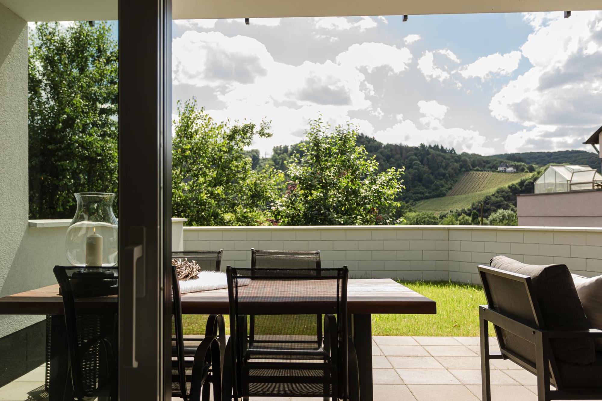 Luxusferienwohnung Moselruhe Bullay Mit Grosser Terrasse Und Schoenem Ausblick Exterior photo